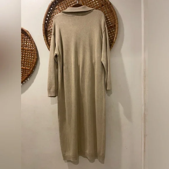 Demylee- Knit Dress | Large - Picture 2 of 7